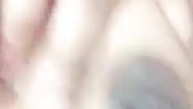 desi girl show boobs and pussy 1