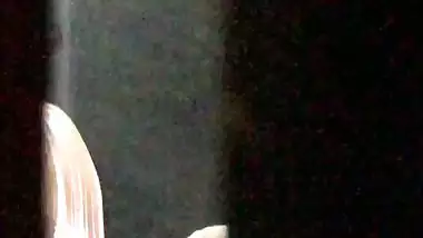 Son peeping mom bath and recording for masturbation