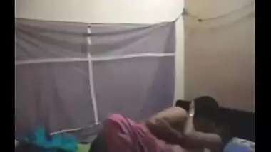 Meri bua ki ladki ke saath sex masti