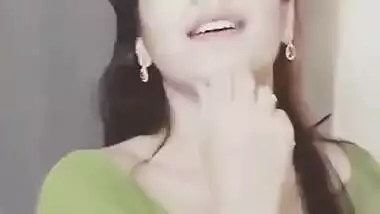 In Search of Hot Indian Babes[via...