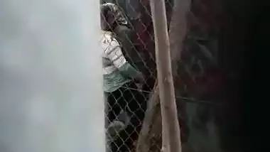 Desi labor girl fucked by building contractor