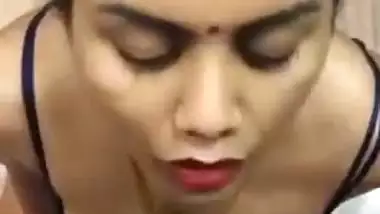 Sexy Kani Bhabhi Gives Blowjob To Her Demanding Lover