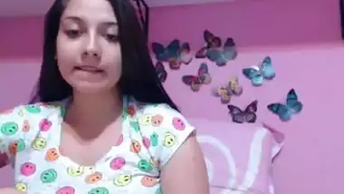 Beautiful Indian Porn Star Showing her Boobs and Masterbating