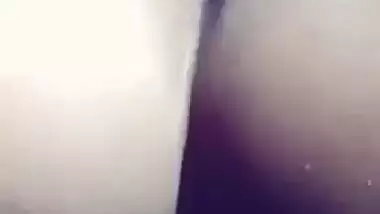 Beautiful Bangladeshi Gf Showing And Fingering With Toothbrush New clip