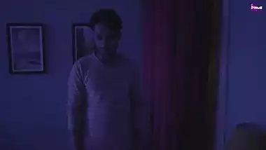 A young college guy bangs his busty roommate