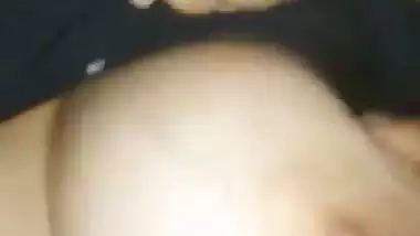 Bubbly Pakistani MILF fucked and sucked XXX video