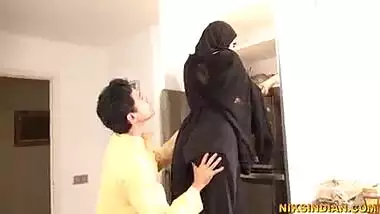 Neighbor fucking lonely sexy desi bhabhi