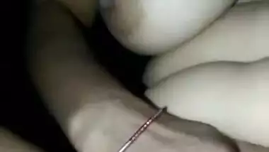 Desi mom wants sex and silently touches clitoris in front of camera