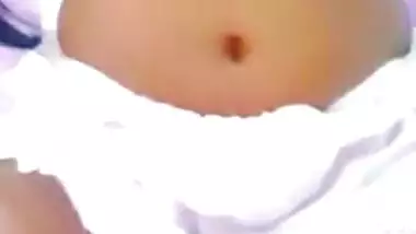 sri lankan collage girl dirty talk චුටිගෙ වල් කුනුහරැප හිලයි මැ ඇටෙයි