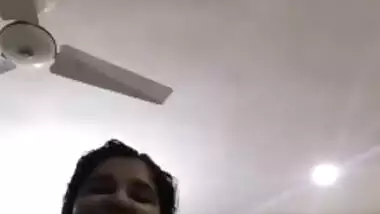 Desi bbw aunty nude bath