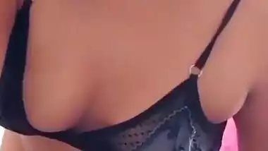 Super hot srilanken cute girl getting NAUGHTY for lover