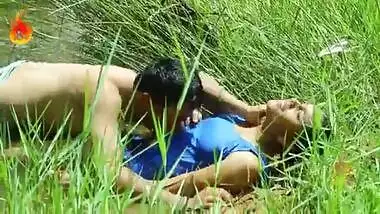 aunty njoying with guy